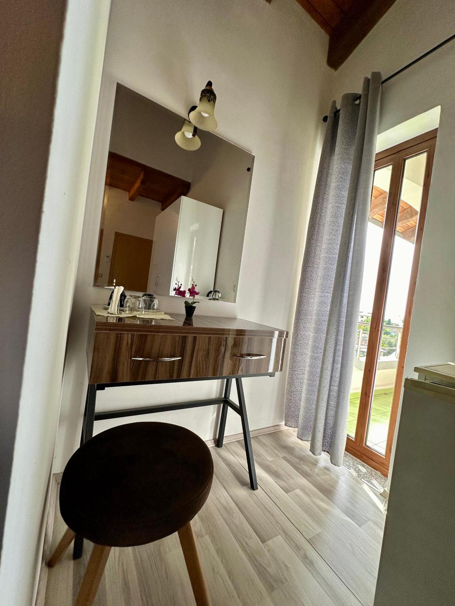 Casadolcecasa Hotel Shkoder Exterior photo